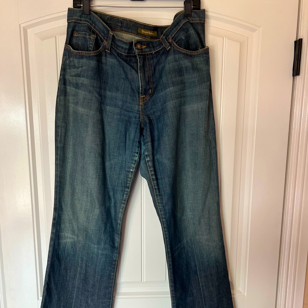 David Kahn distressed jean. You cant find jeans like these anymore good style .